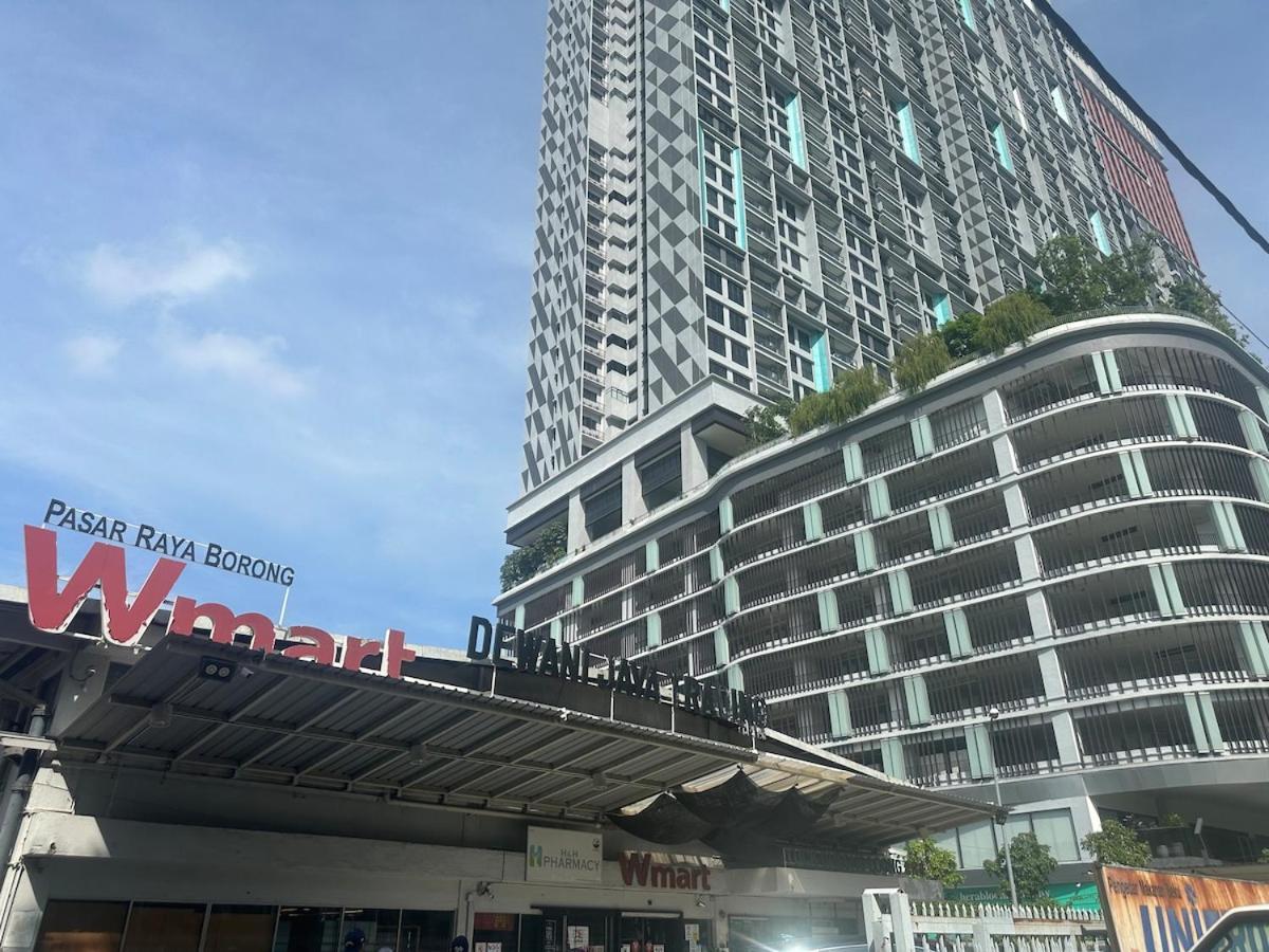 Trion For Klcc View Block C Apartment