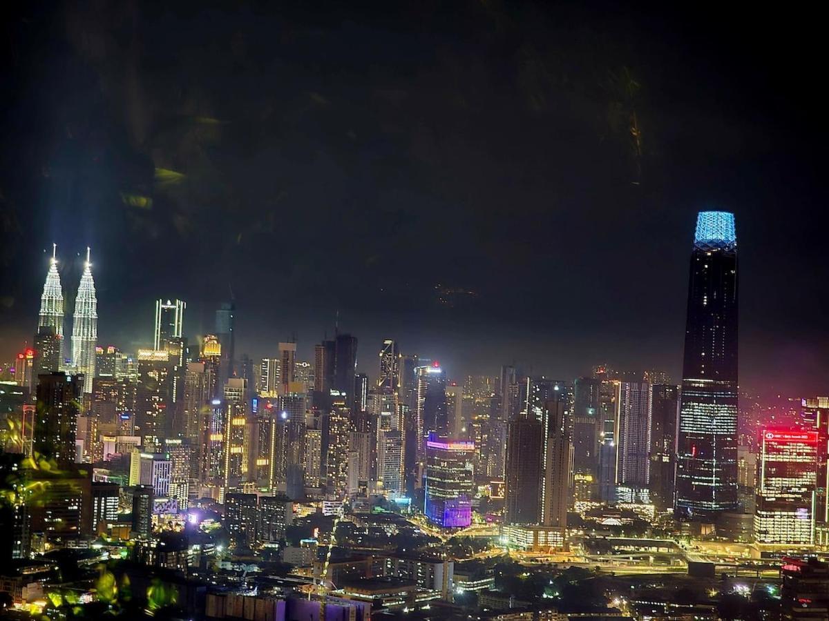Trion For Klcc View Block C Apartment *